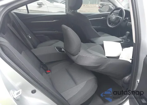 2026 Toyota Camry Le z USA, uszkodzony, nr VIN 4T1DAACK8TU664198